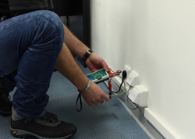 manipulace s elektřinou